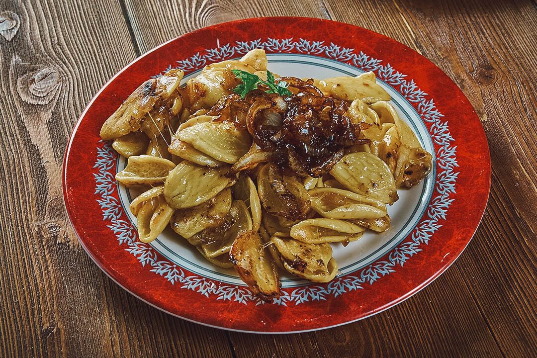 Descubre la deliciosa gastronomía de Liechtenstein: Platos típicos que debes probar.