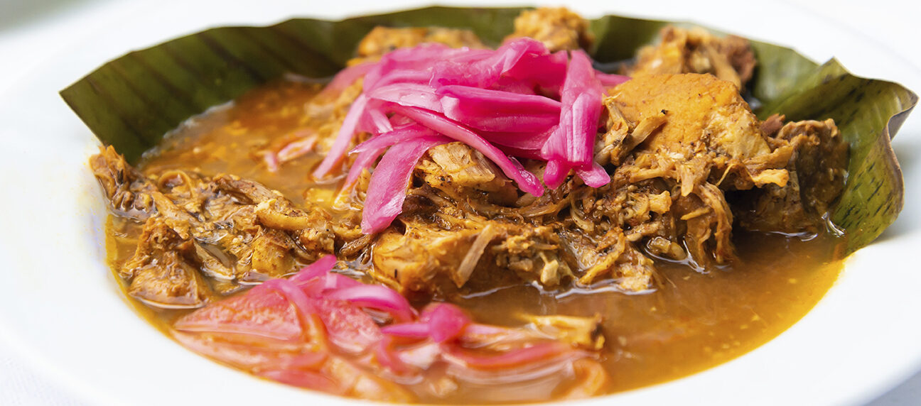 Descubre la deliciosa gastronomía de Mérida a través de sus platos típicos